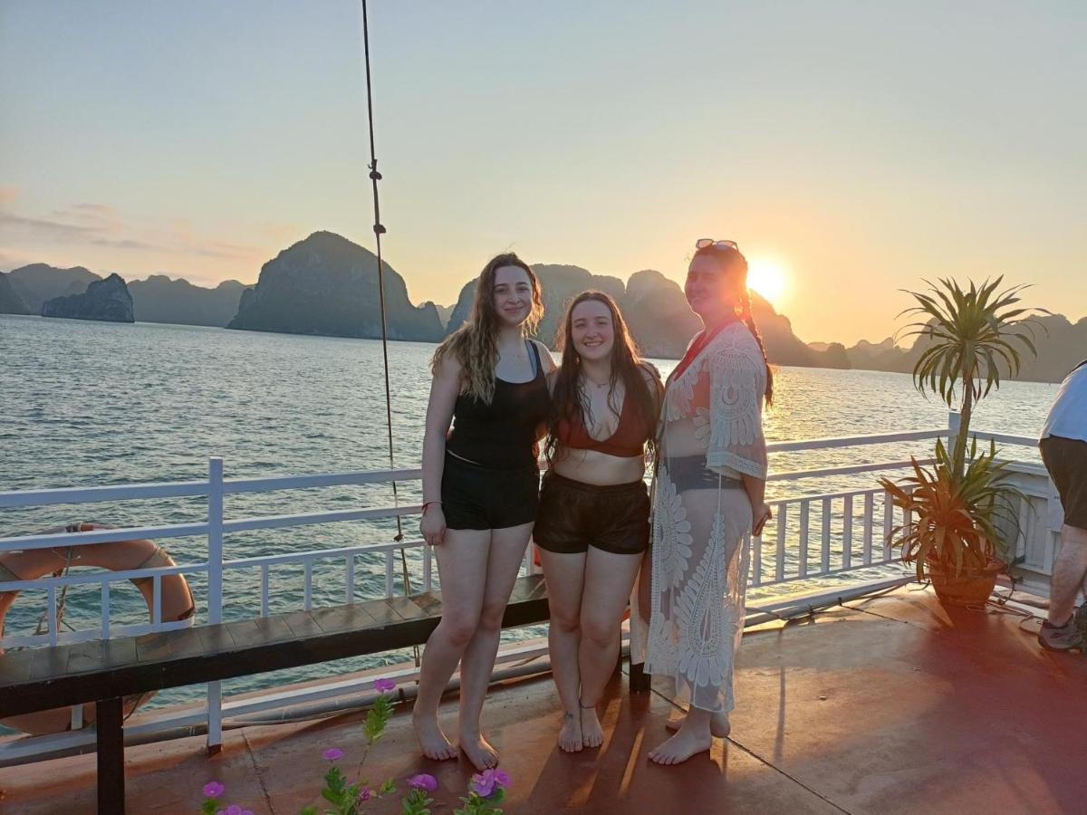 Kim'S Family Hotel Ha Long Luaran gambar
